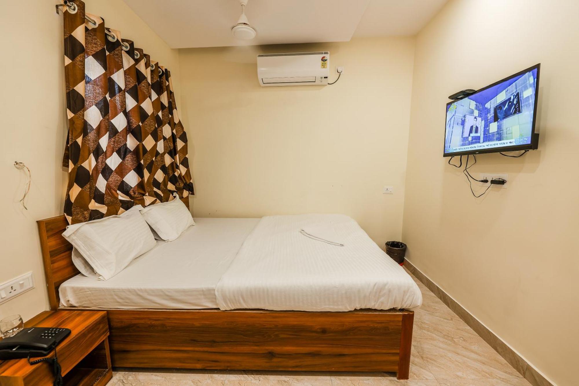 Hotel Holiday Express Calcutta Exteriör bild