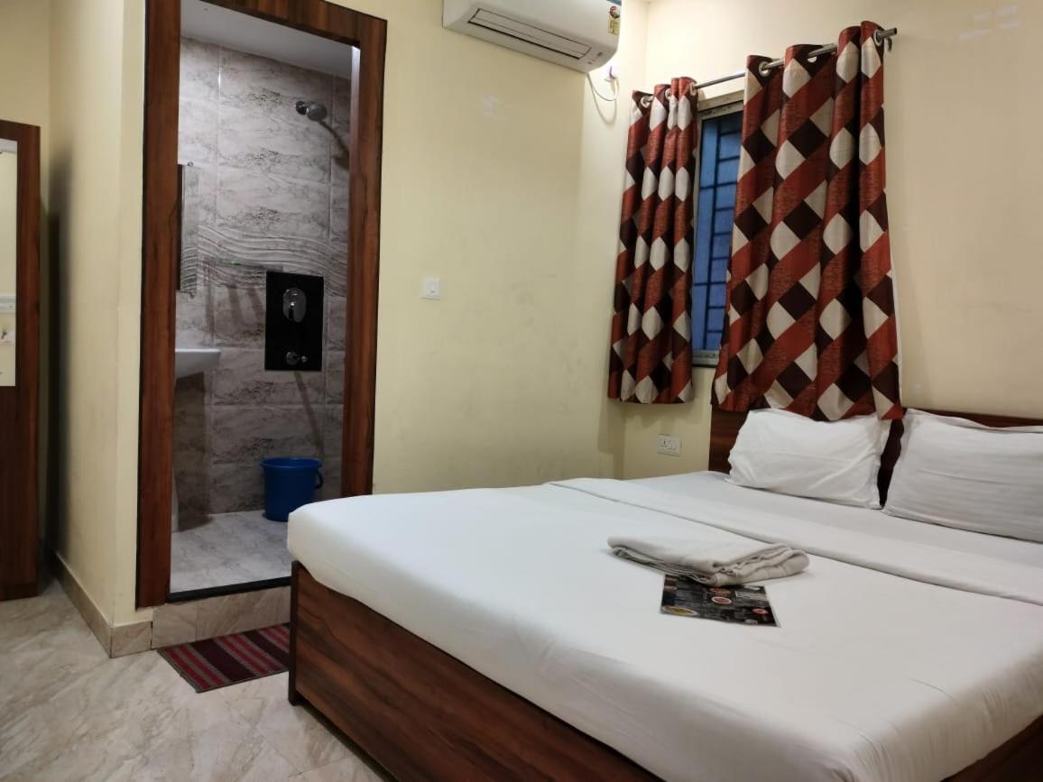Hotel Holiday Express Calcutta Exteriör bild