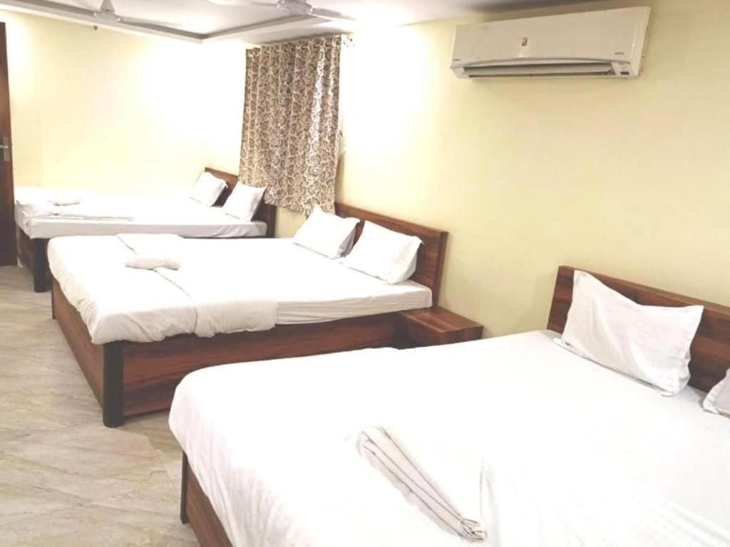 Hotel Holiday Express Calcutta Exteriör bild